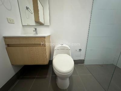Apartamento en arriendo en Loma De Las Brujas, Envigado · foto 16 de 20