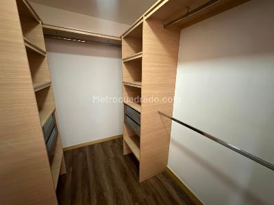 Apartamento en arriendo en Loma De Las Brujas, Envigado · foto 19 de 20