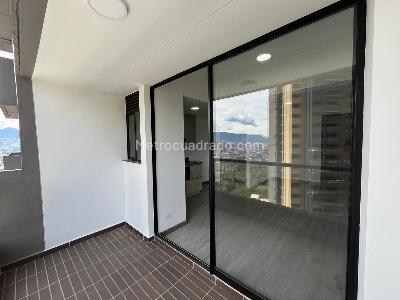Apartamento de 2 alcobas en arriendo en Las Palmas M, Medellín, 65 m² · foto 3 de 18