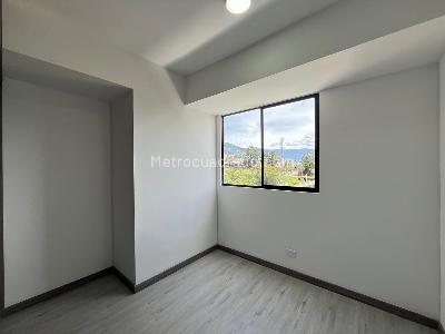 Apartamento de 2 alcobas en arriendo en Las Palmas M, Medellín, 65 m² · foto 8 de 18
