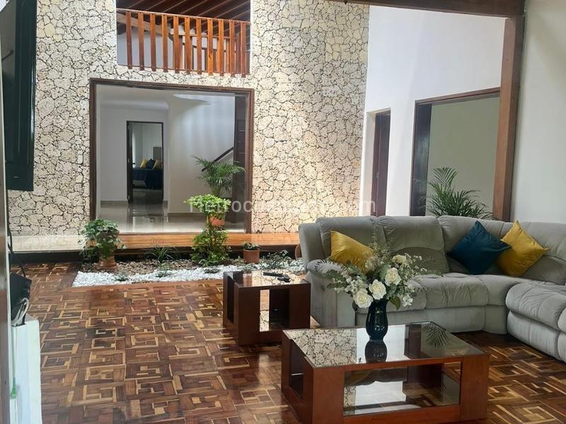 Casa – Envigado - Más
