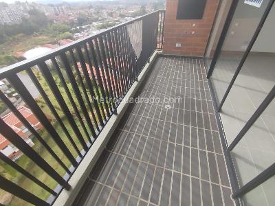 Apartamento de 2 alcobas en arriendo en Barro Blanco, Rionegro, 61 m² · foto 4 de 14
