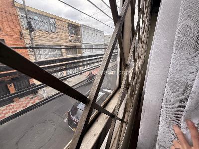 Casa de 5 alcobas en venta en Bosque Popular, Bogotá, 224 m² · foto 14 de 20