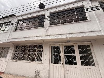 Casa de 5 alcobas en venta en Bosque Popular, Bogotá, 224 m² · foto 4 de 20