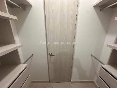 Apartamento en arriendo en Las Vegas, Envigado · foto 15 de 17