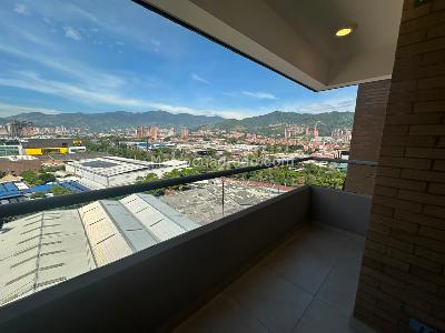 Apartamento en arriendo en Las Vegas, Envigado · foto 2 de 17