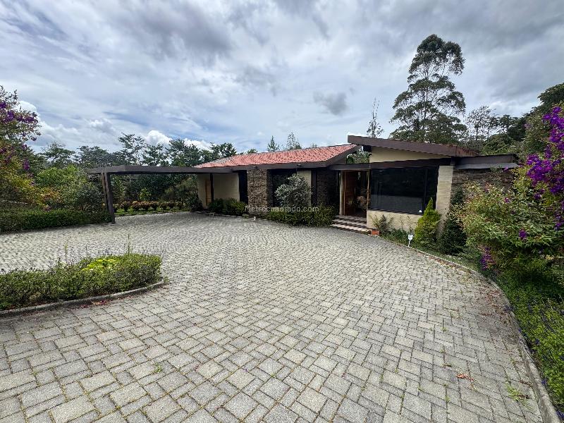 3BR House in El Retiro Campestre (270 m²)