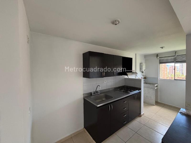 Apartamento en Arriendo, Ditaires, Itagui - 4