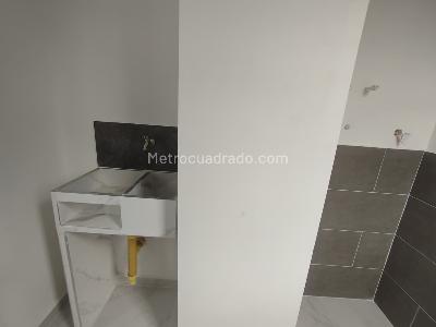 Apartamento de 1 alcoba en arriendo en Robledo, Medellín, 35 m² · foto 10 de 10