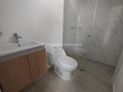 Apartamento de 1 alcoba en arriendo en Robledo, Medellín, 35 m² · foto 10 de 11