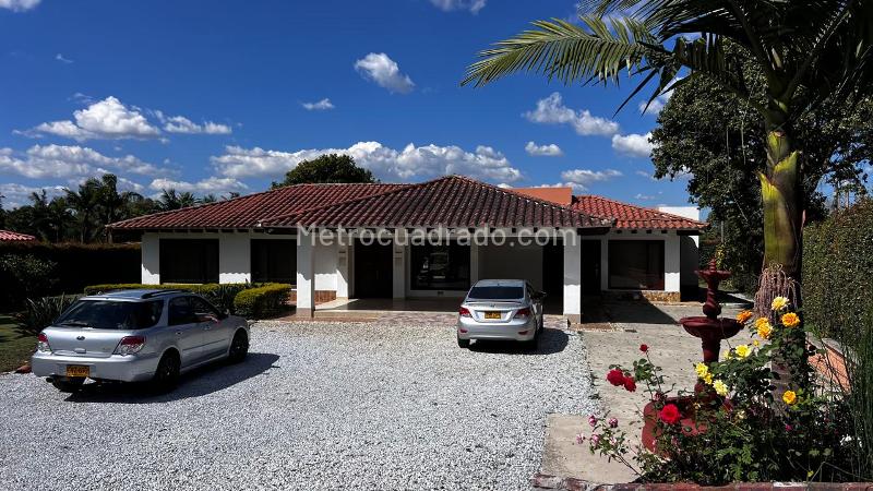 Casa en Arriendo, Vereda Cabeceras, Rionegro