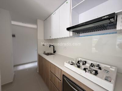 Apartamento de 3 alcobas en arriendo en Camino Verde, Envigado, 65 m² · foto 2 de 18