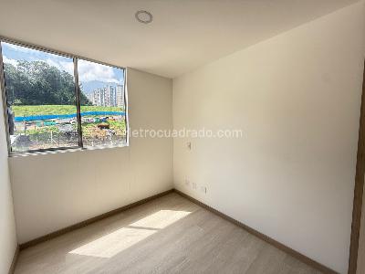 Apartamento de 3 alcobas en arriendo en Camino Verde, Envigado, 65 m² · foto 6 de 18