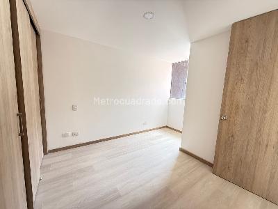 Apartamento de 3 alcobas en arriendo en Camino Verde, Envigado, 65 m² · foto 11 de 18