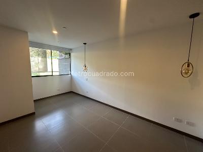 Apartamento en arriendo en Loma De Las Brujas, Envigado · foto 9 de 13