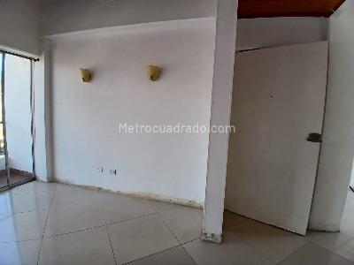Apartamento de 3 alcobas en arriendo en Calasanz, Medellín, 75 m² · foto 5 de 17
