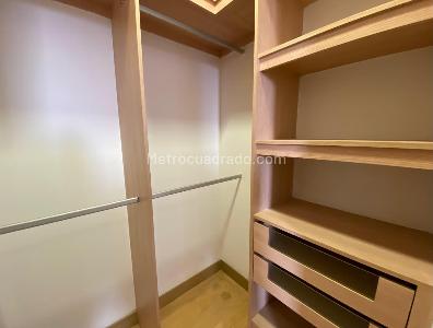 Apartamento en arriendo en La Tomatera, Medellín · foto 14 de 20