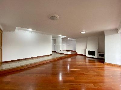Apartamento en arriendo en Los Balsos, Medellín · foto 3 de 20