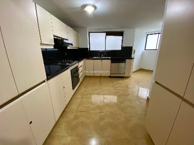 Apartamento en arriendo en Los Balsos, Medellín · foto 8 de 20