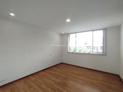 Apartamento de 3 alcobas en arriendo en Los Balsos, Medellín, 121 m² · foto 19 de 20