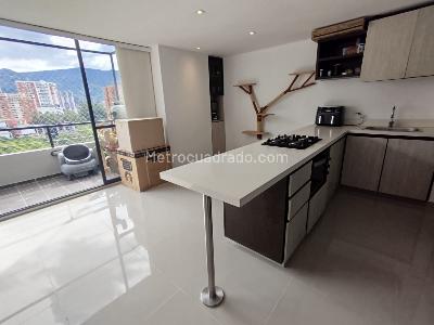 Apartamento de 2 alcobas en arriendo en Sabaneta, Sabaneta, 84 m² · foto 2 de 20