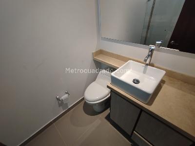 Apartamento de 2 alcobas en arriendo en Sabaneta, Sabaneta, 84 m² · foto 9 de 20