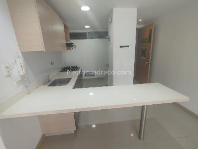 Apartamento de 2 alcobas en arriendo en Loma De San Jose, Sabaneta, 69 m² · foto 2 de 18