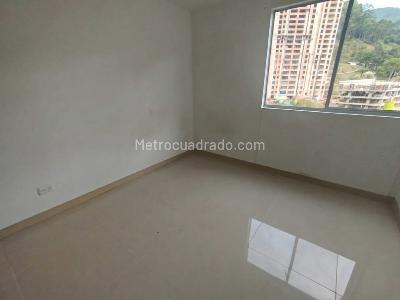 Apartamento de 2 alcobas en arriendo en Loma De San Jose, Sabaneta, 69 m² · foto 5 de 18