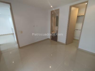 Apartamento de 2 alcobas en arriendo en Loma De San Jose, Sabaneta, 69 m² · foto 8 de 18