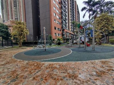 Apartamento de 2 alcobas en arriendo en Loma De San Jose, Sabaneta, 69 m² · foto 18 de 18