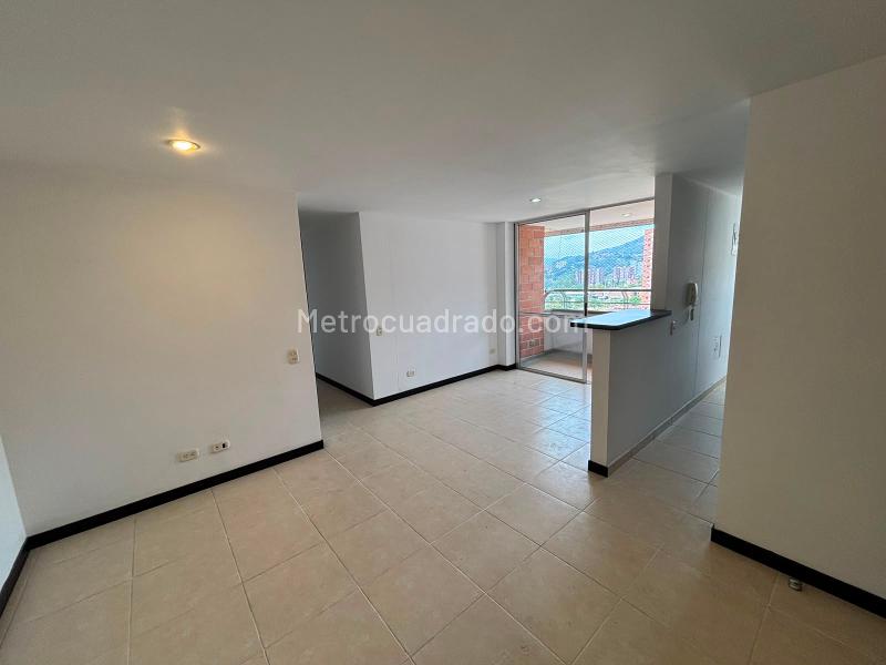 3BR Apartment in Itagui (65 m²) - 4