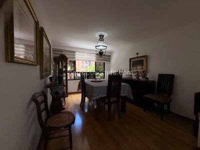 Apartamento de 3 alcobas en venta en Vizcaya, Medellín, 134 m² · foto 4 de 20
