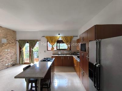 Apartamento en venta en Aranjuez, Medellín · foto 2 de 20