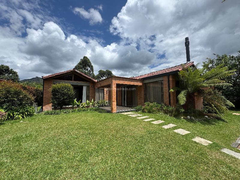 3BR Apartment in El Retiro Campestre (580 m²)