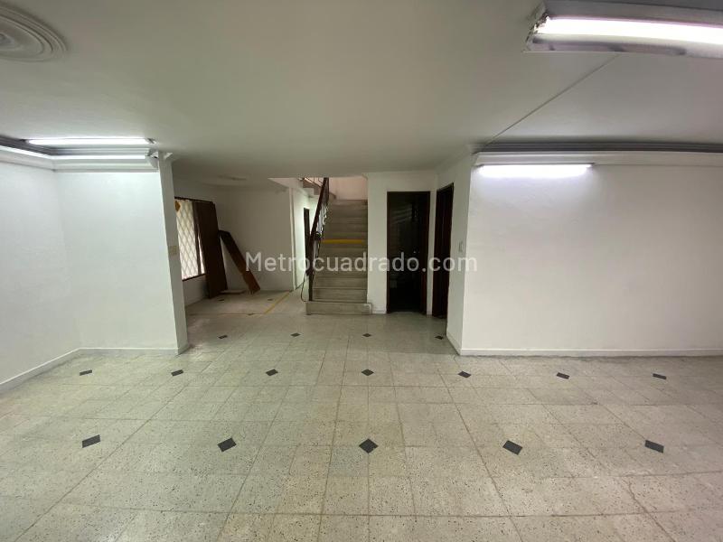 4BR House in Los Conquistadores (340 m²)