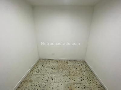 Casa de 4 alcobas en arriendo en Conquistadores, Medellín, 340 m² · foto 15 de 20