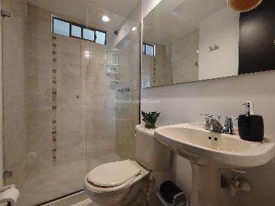 Apartamento de 3 alcobas en arriendo en Los Gonzalez, Medellín, 84 m² · foto 7 de 15