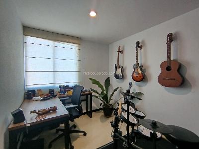 Apartamento de 3 alcobas en arriendo en Los Gonzalez, Medellín, 84 m² · foto 8 de 15