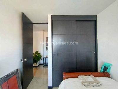 Apartamento de 3 alcobas en arriendo en Los Gonzalez, Medellín, 84 m² · foto 11 de 15