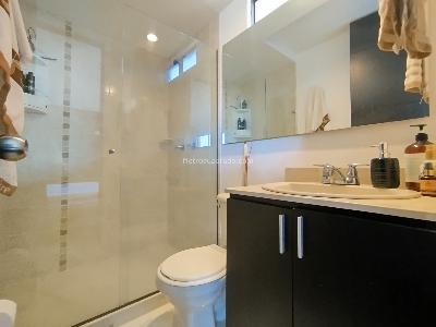 Apartamento de 3 alcobas en arriendo en Los Gonzalez, Medellín, 84 m² · foto 14 de 15
