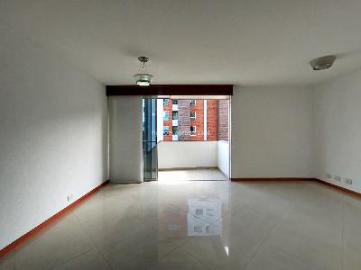 Apartamento de 3 alcobas en arriendo en Castropol, Medellín, 103 m² · foto 4 de 20