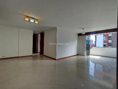 Apartamento de 3 alcobas en arriendo en Castropol, Medellín, 103 m² · foto 8 de 20