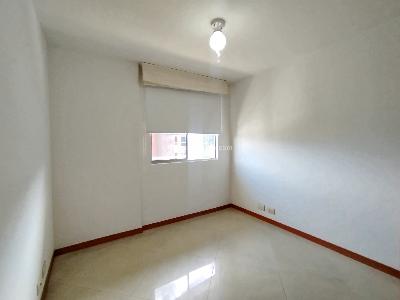 Apartamento de 3 alcobas en arriendo en Castropol, Medellín, 103 m² · foto 13 de 20