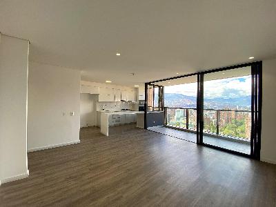 Apartamento en arriendo en Lalinde, Medellín · foto 5 de 20