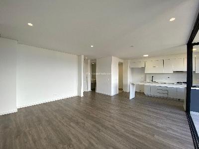 Apartamento en arriendo en Lalinde, Medellín · foto 7 de 20