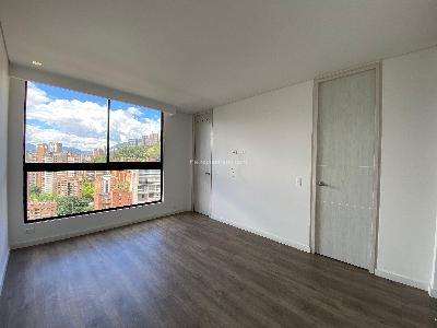 Apartamento en arriendo en Lalinde, Medellín · foto 14 de 20