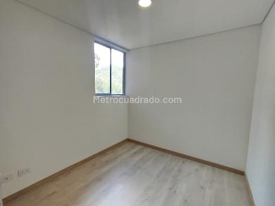 Apartamento de 3 alcobas en arriendo en San Jose, Sabaneta, 79 m² · foto 11 de 20