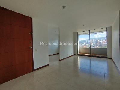 Apartamento de 3 alcobas en venta en Loma De Los Parras, Medellín, 74 m² · foto 4 de 20