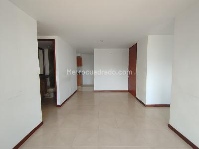 Apartamento de 3 alcobas en venta en Loma De Los Parras, Medellín, 74 m² · foto 5 de 20