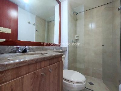 Apartamento de 3 alcobas en venta en Loma De Los Parras, Medellín, 74 m² · foto 10 de 20